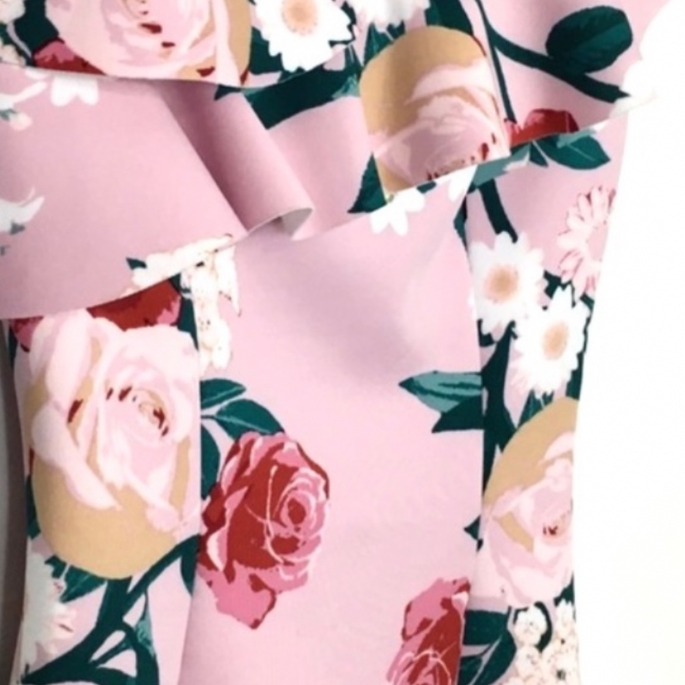 Guess - Picture 4 of 5